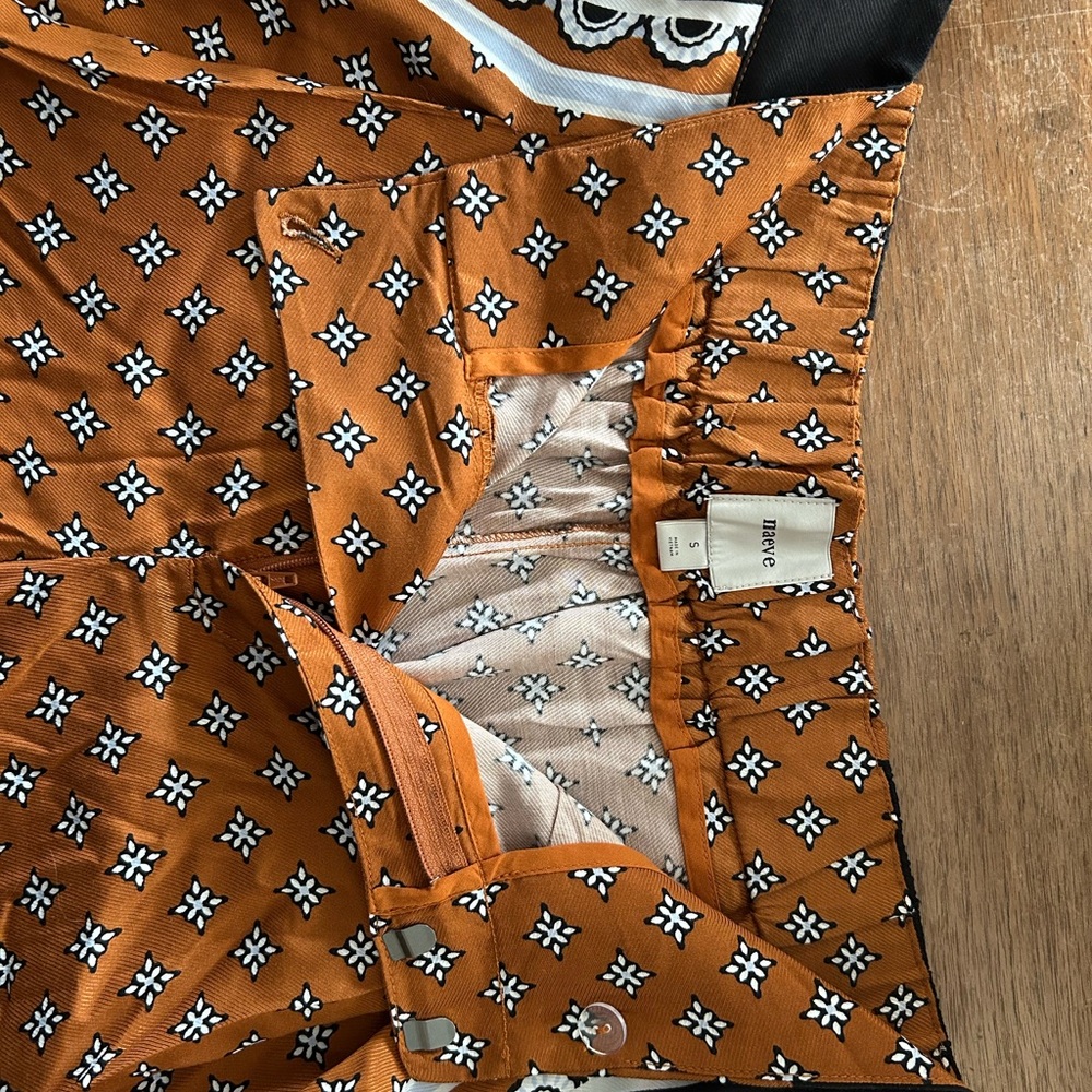 Anthropologie Orange and Black Wide Leg Pants with Striking Pattern - Picture 2 of 6